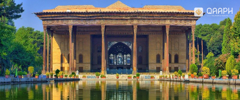 iran-isfahan-chehel-sotoon-palace-2
