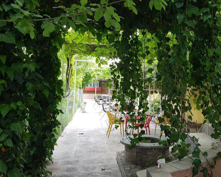 Furnished villa garden for rent